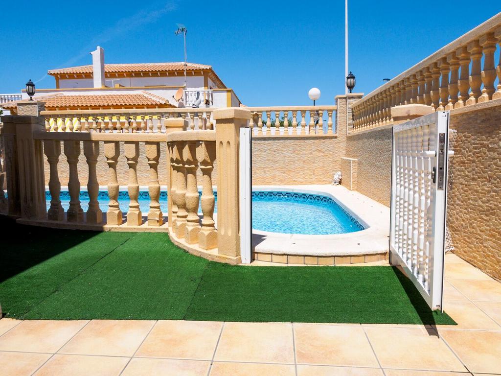 Casa Trudy Villa Торевиеха Екстериор снимка