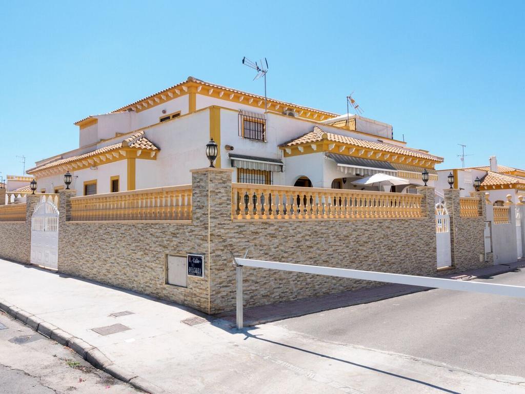 Casa Trudy Villa Торевиеха Екстериор снимка